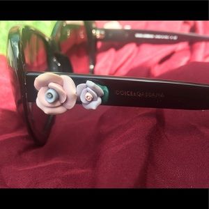 Rare Dolce & Gabbana Black Flower Sunglasses
